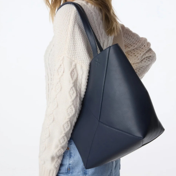 Walter Baker  Pink Tote,  New - Picture 3 of 5